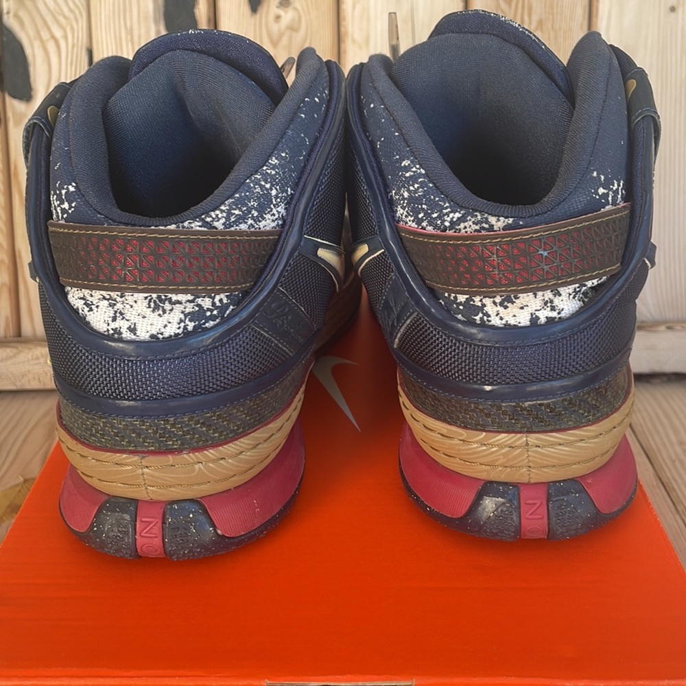 Nike lebron 6 chalk size 9.5 used no OG box - Picture 3 of 5